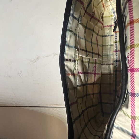 2007 Coach Bleecker Black Leather Shoulder Bag Purse Brass Hardware - Picture 9 of 10